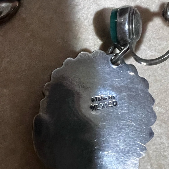 Vintage Mexico Sterling Silver Green Stone Screw Back Earrings Palco - Picture 7 of 7